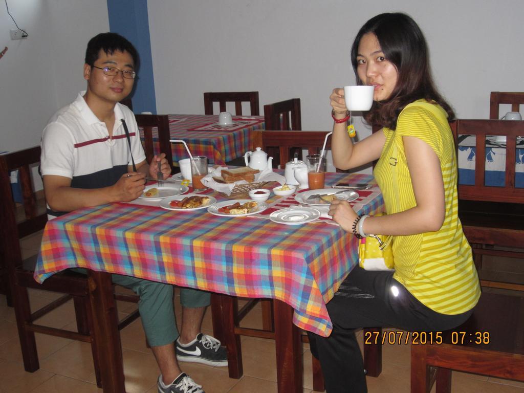 Blue Elephant Tourist Guesthouse Kudapaduwa Bagian luar foto